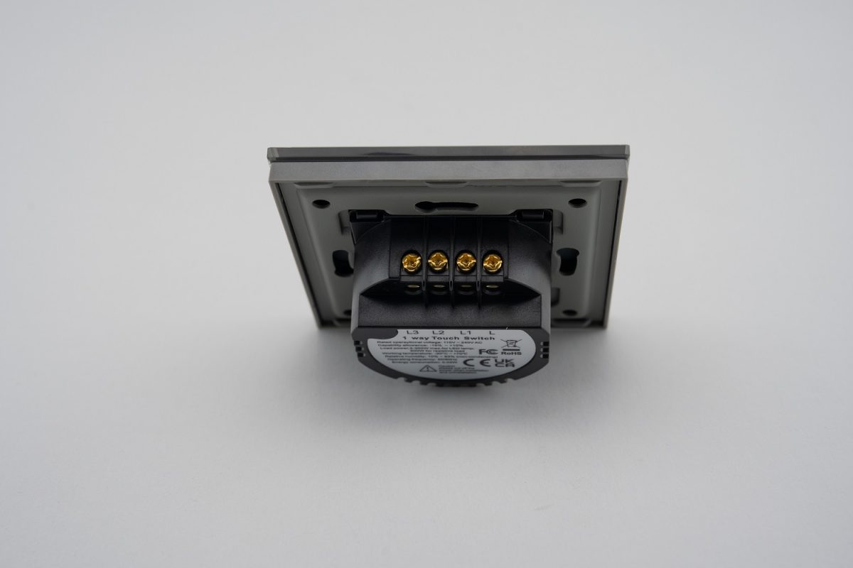 Intrerupator Triplu cu Touch din Sticla LUXION - imagine 8